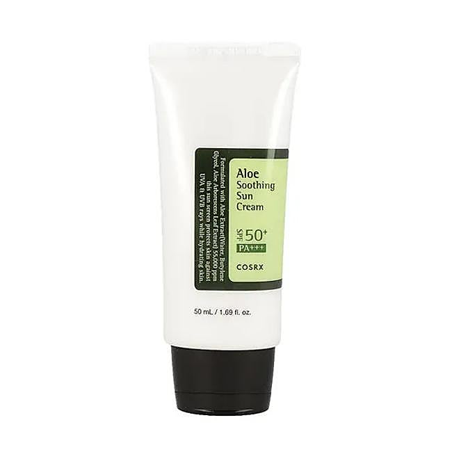 COSRX SPF50 PA+++ Protector solar calmante de aloe vera.